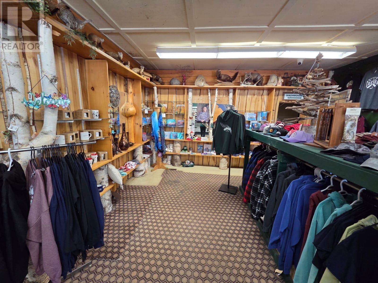 0 QUETICO NORTH- Highway 11