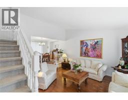 Living room - 413 Robson Drive, Kamloops, BC V2E1W2 Photo 6