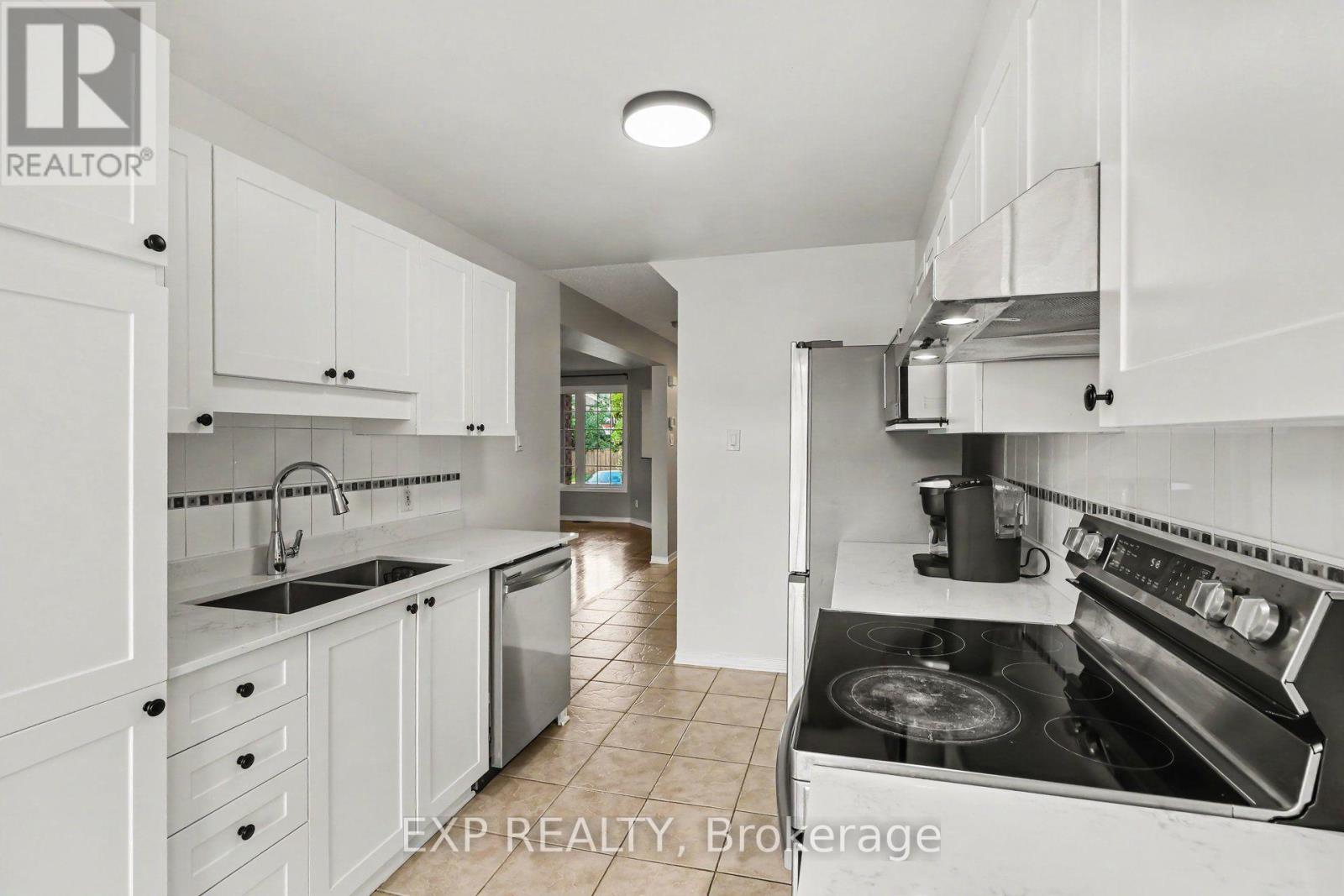 203 DUNTROON CIRCLE - Image 9