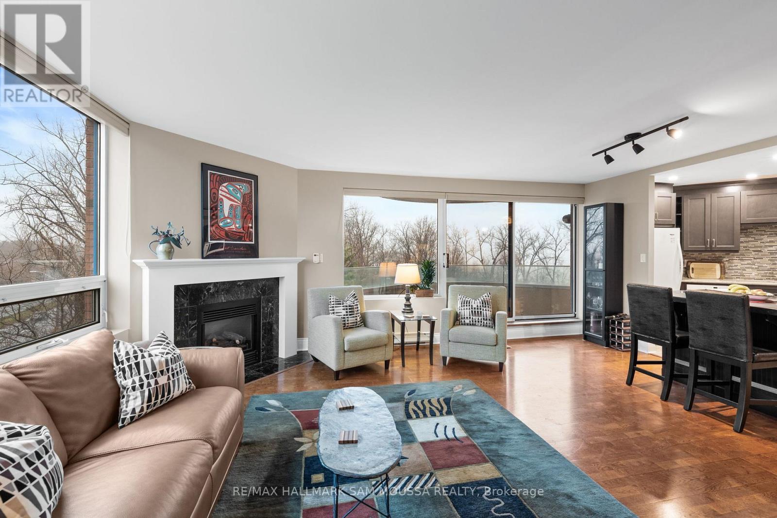 #504 3105 CARLING AVENUE - 20