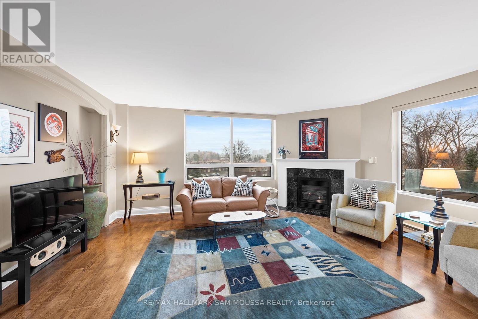#504 3105 CARLING AVENUE - 22