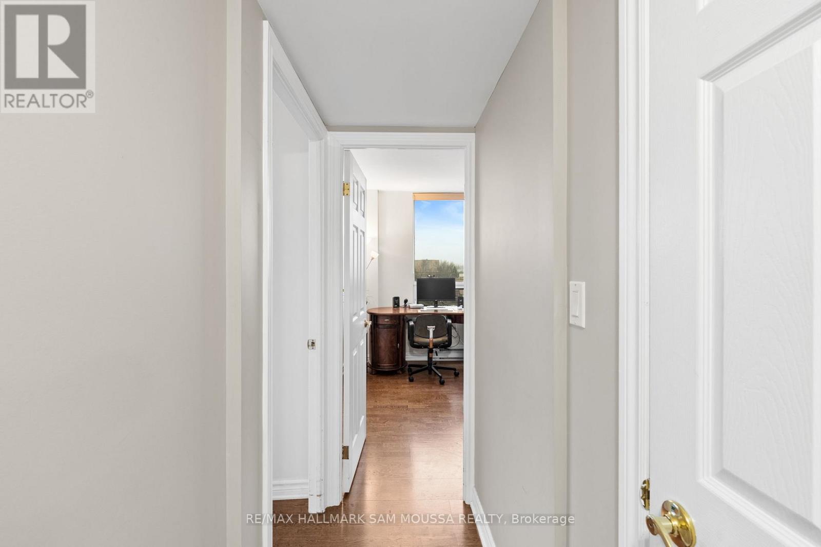 #504 3105 CARLING AVENUE - 24