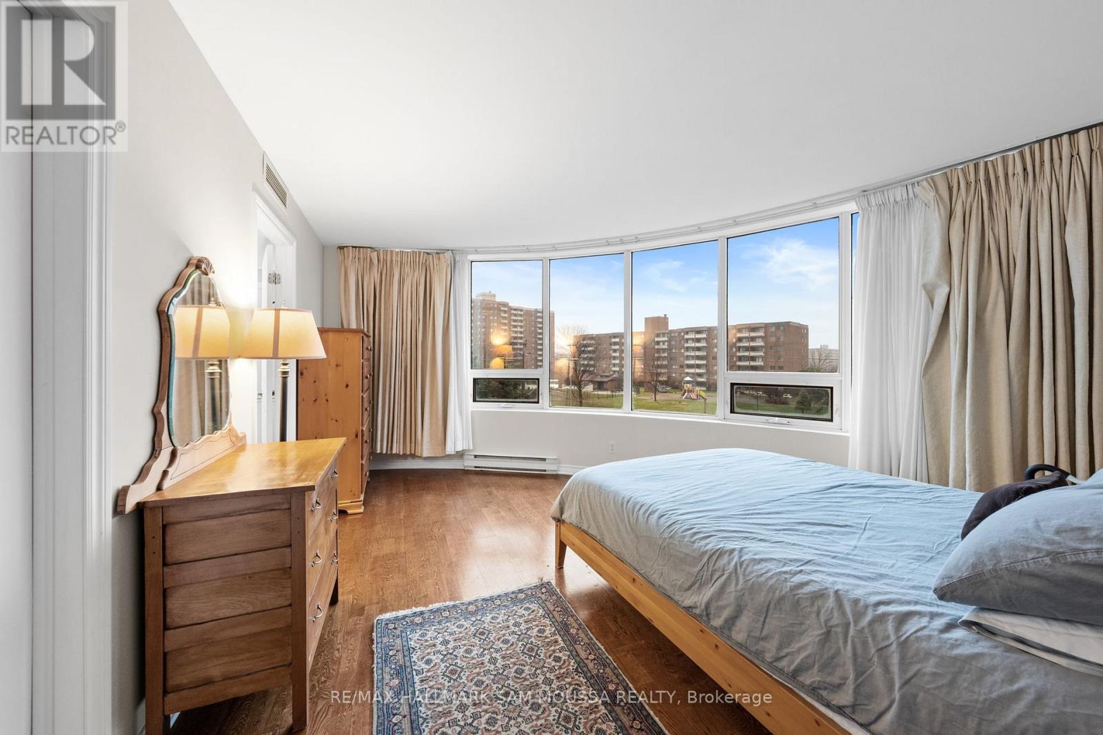 #504 3105 CARLING AVENUE - 25