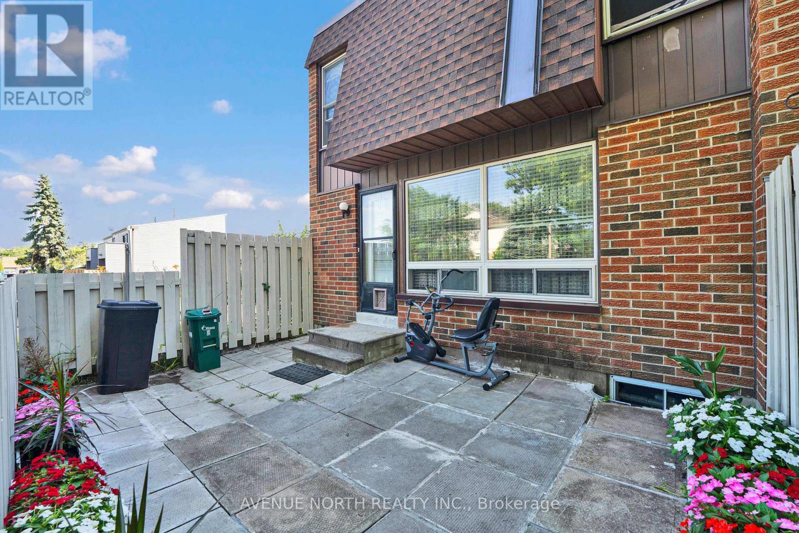 #41 3520 DOWNPATRICK ROAD - Image 32