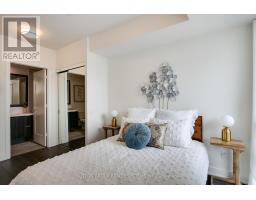 910 - 80 Vanauley Street, Toronto, ON M5T0C9 Photo 15