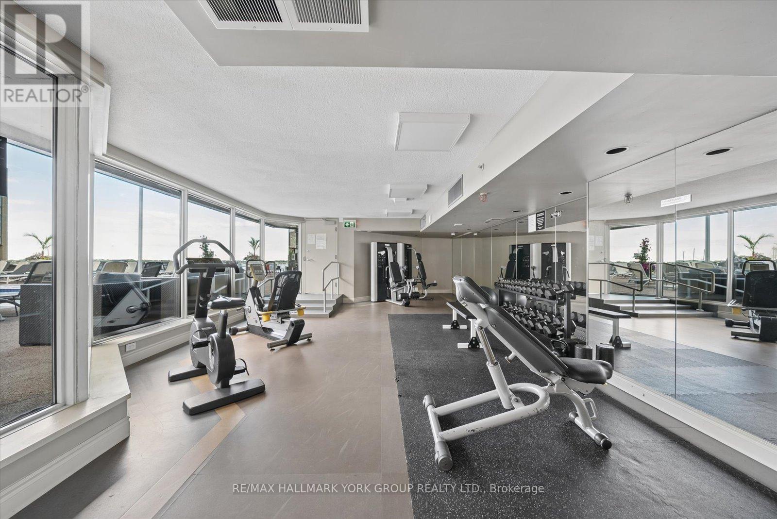 #705 251 QUEENS QUAY W - Image 26