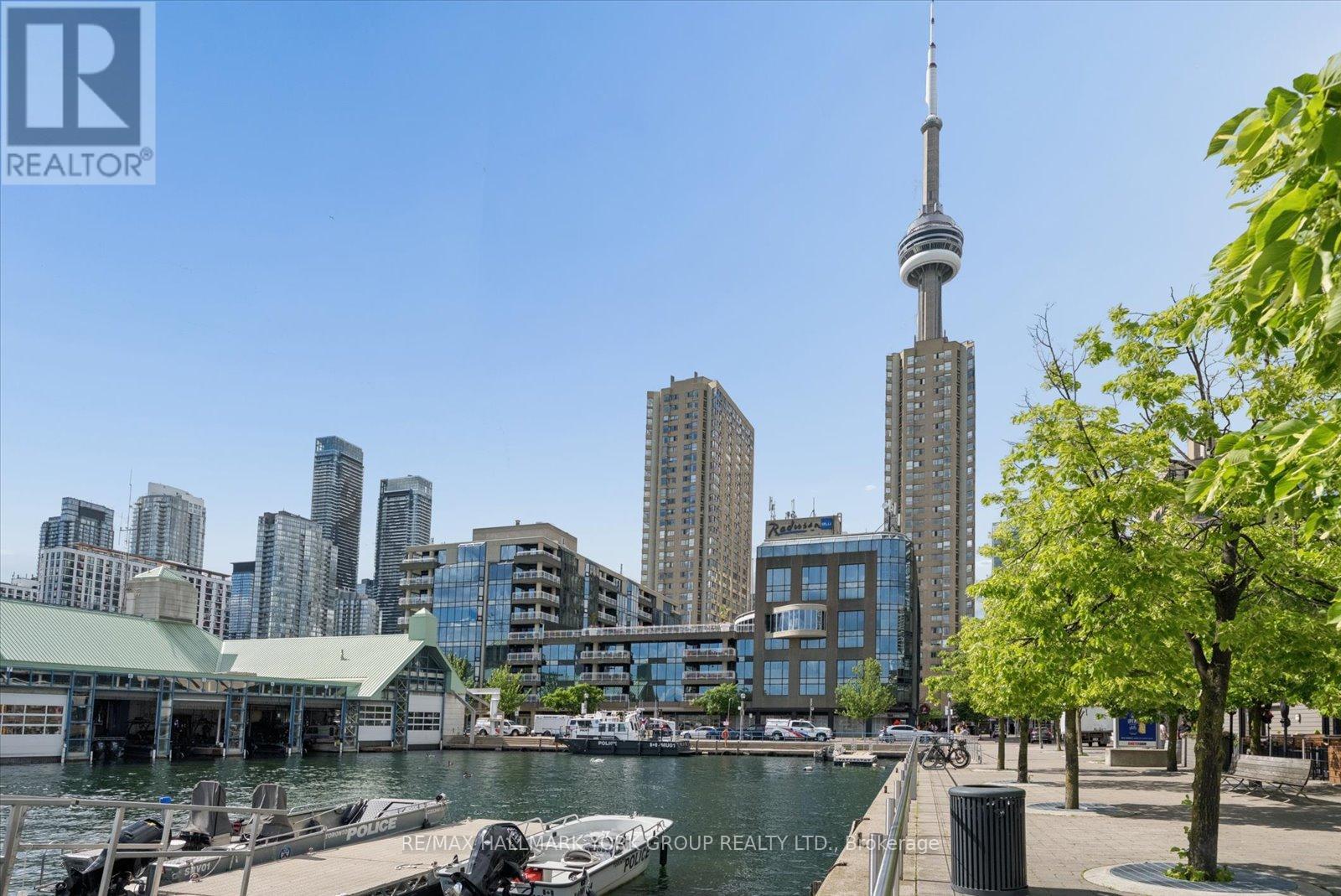 #705 251 QUEENS QUAY W - Image 34