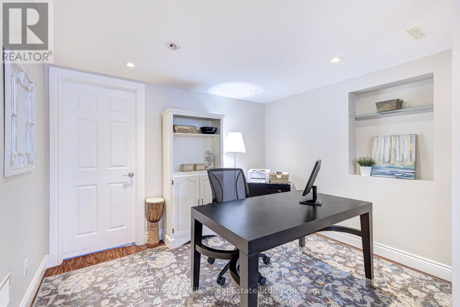 2225 WYANDOTTE DRIVE - Image 27