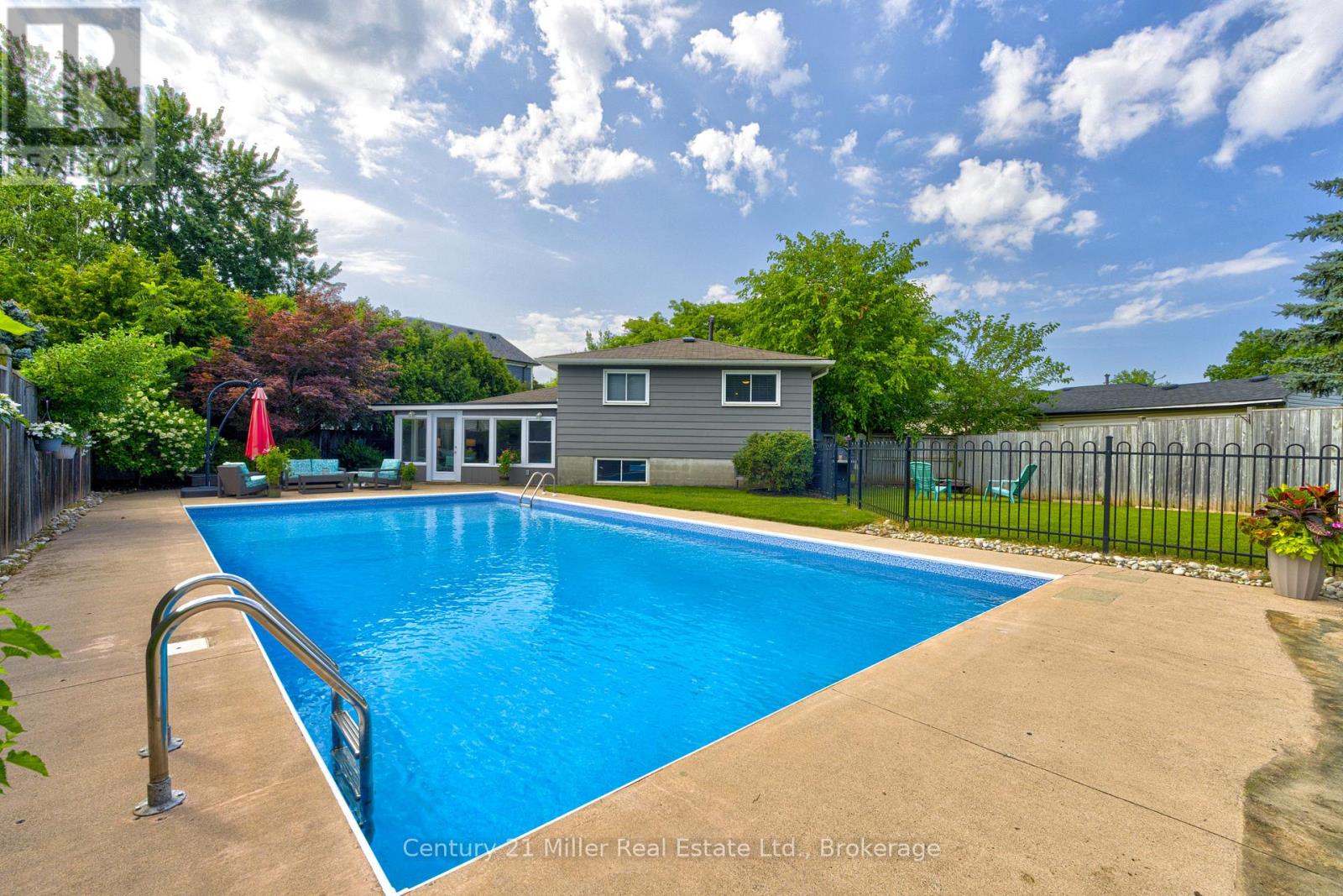 2225 WYANDOTTE DRIVE - Image 36