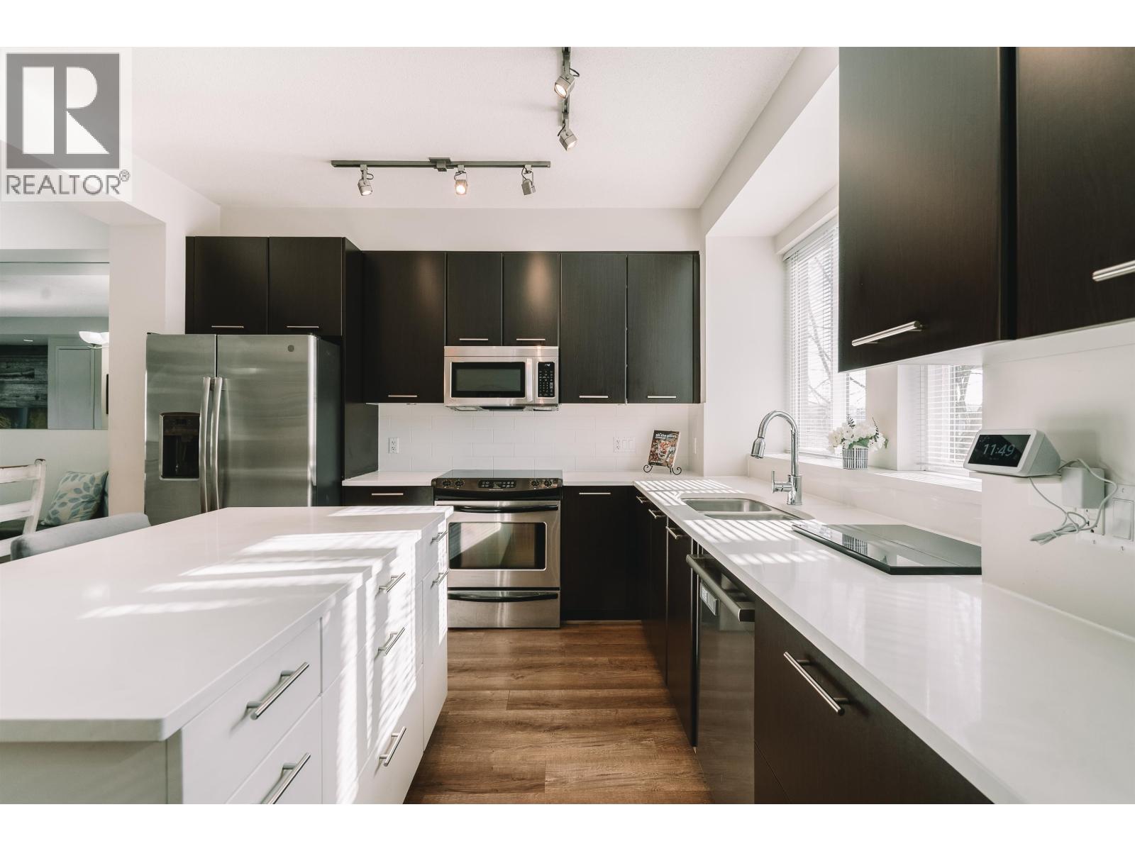 136 2418 AVON PLACE, Port Coquitlam