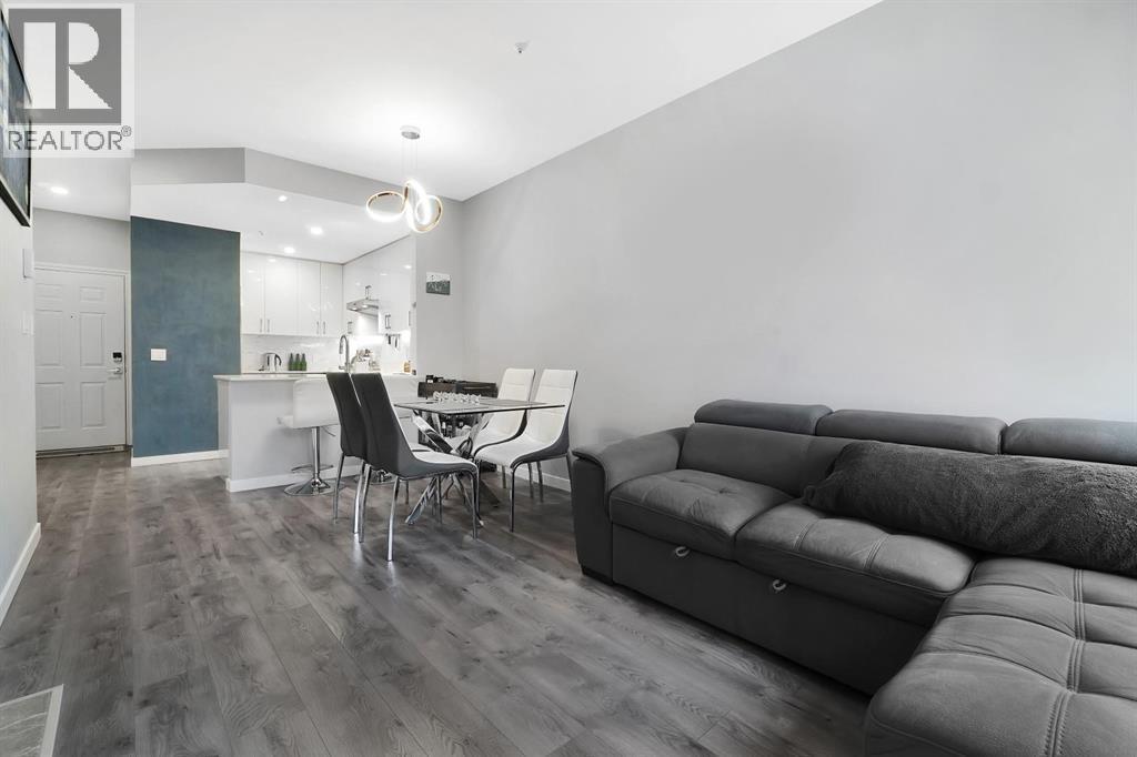 306 630 ROCHE POINT DRIVE, North Vancouver