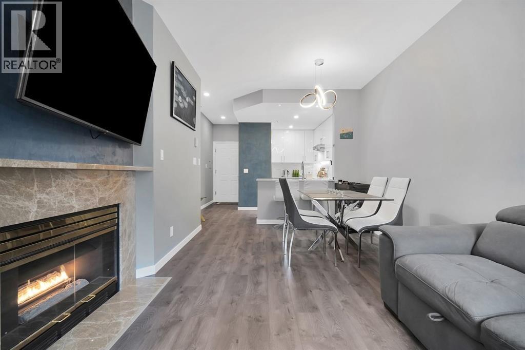 306 630 ROCHE POINT DRIVE, North Vancouver