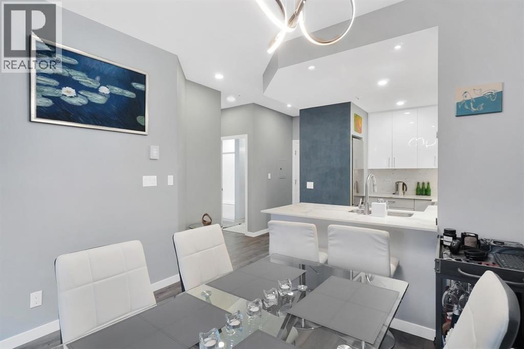 306 630 ROCHE POINT DRIVE, North Vancouver
