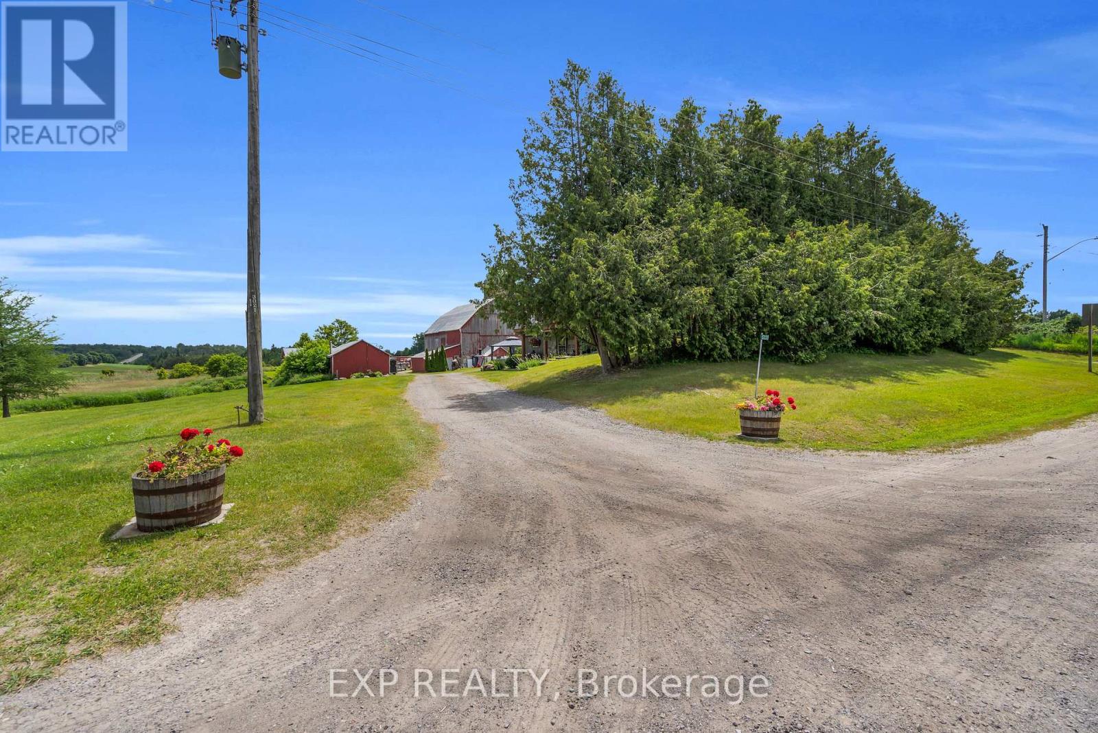 220 LAKERIDGE ROAD - 9