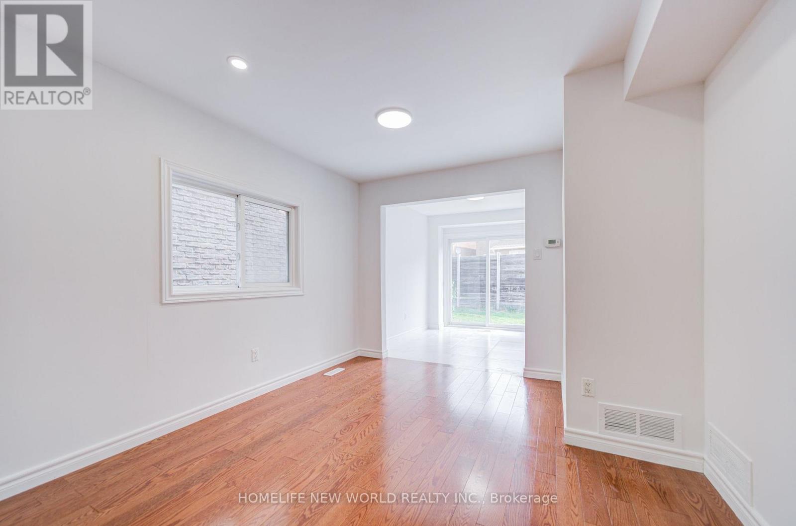 94 HORD CRESCENT - 18