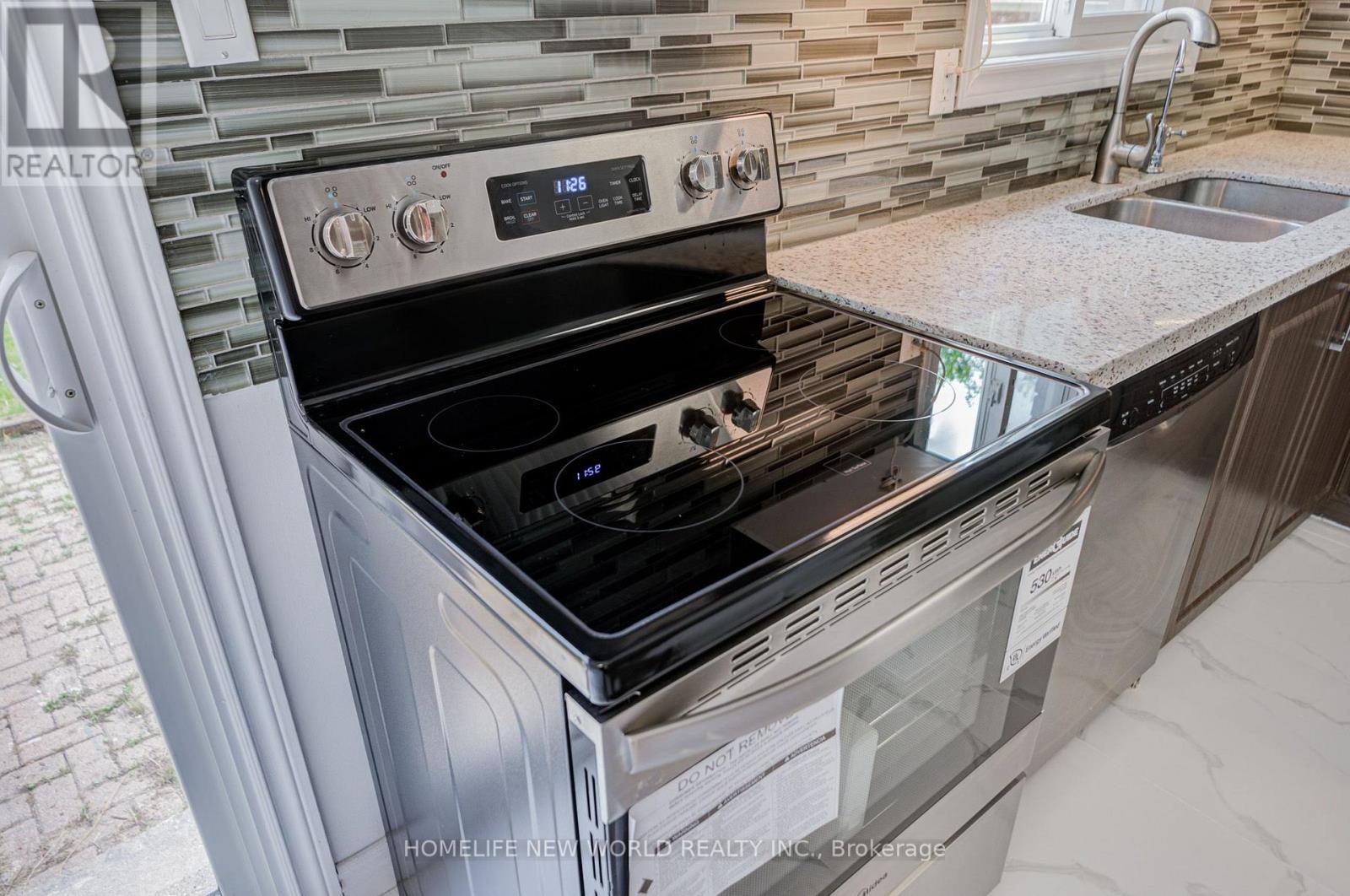 94 HORD CRESCENT - 31