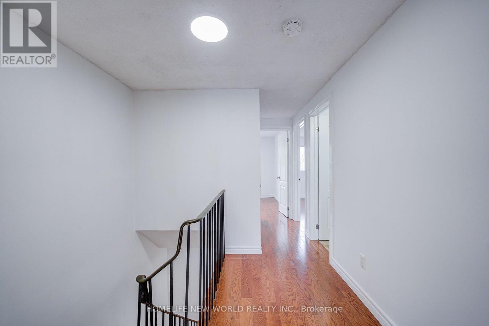 94 HORD CRESCENT - 32