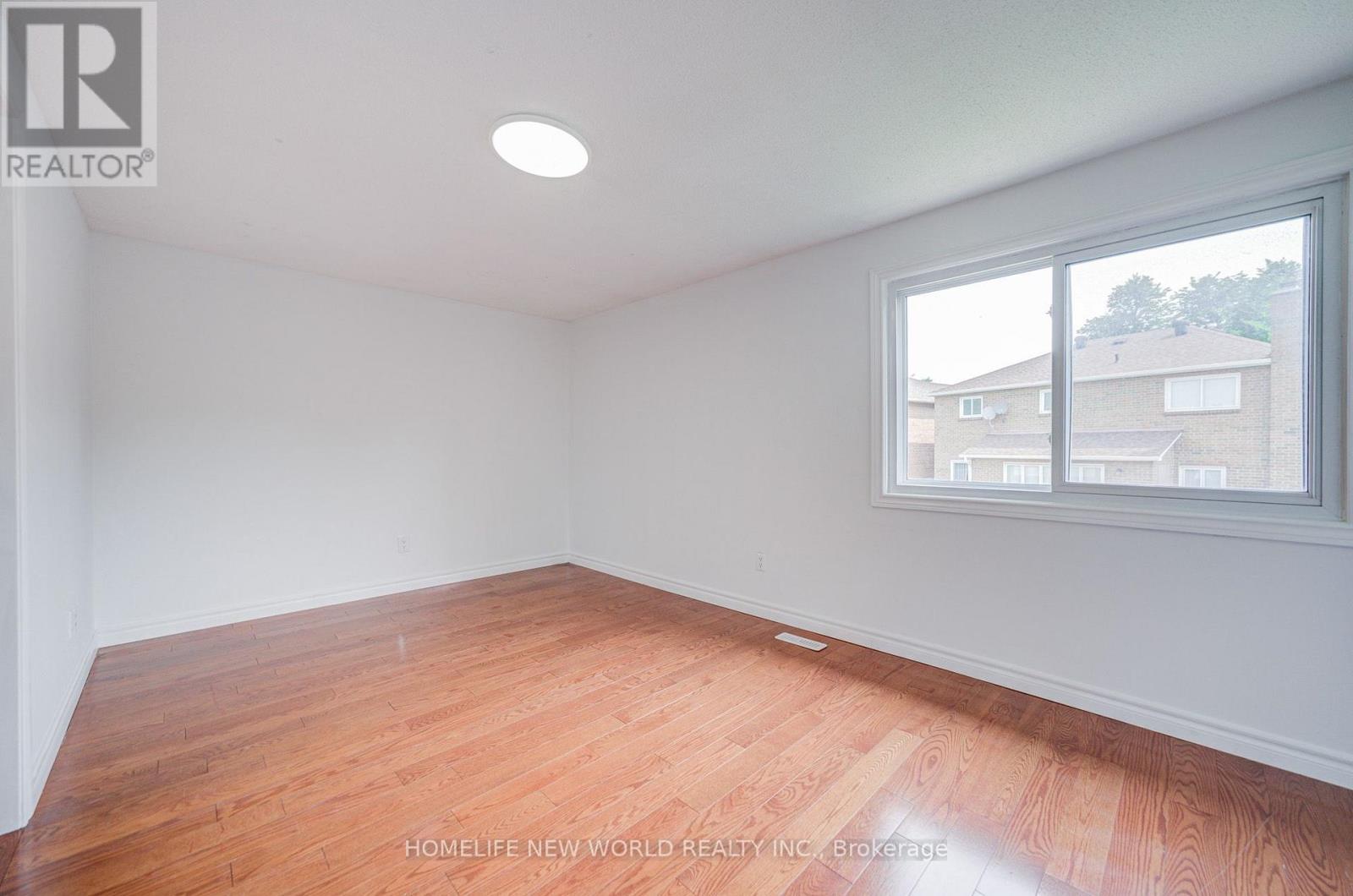 94 HORD CRESCENT - 33