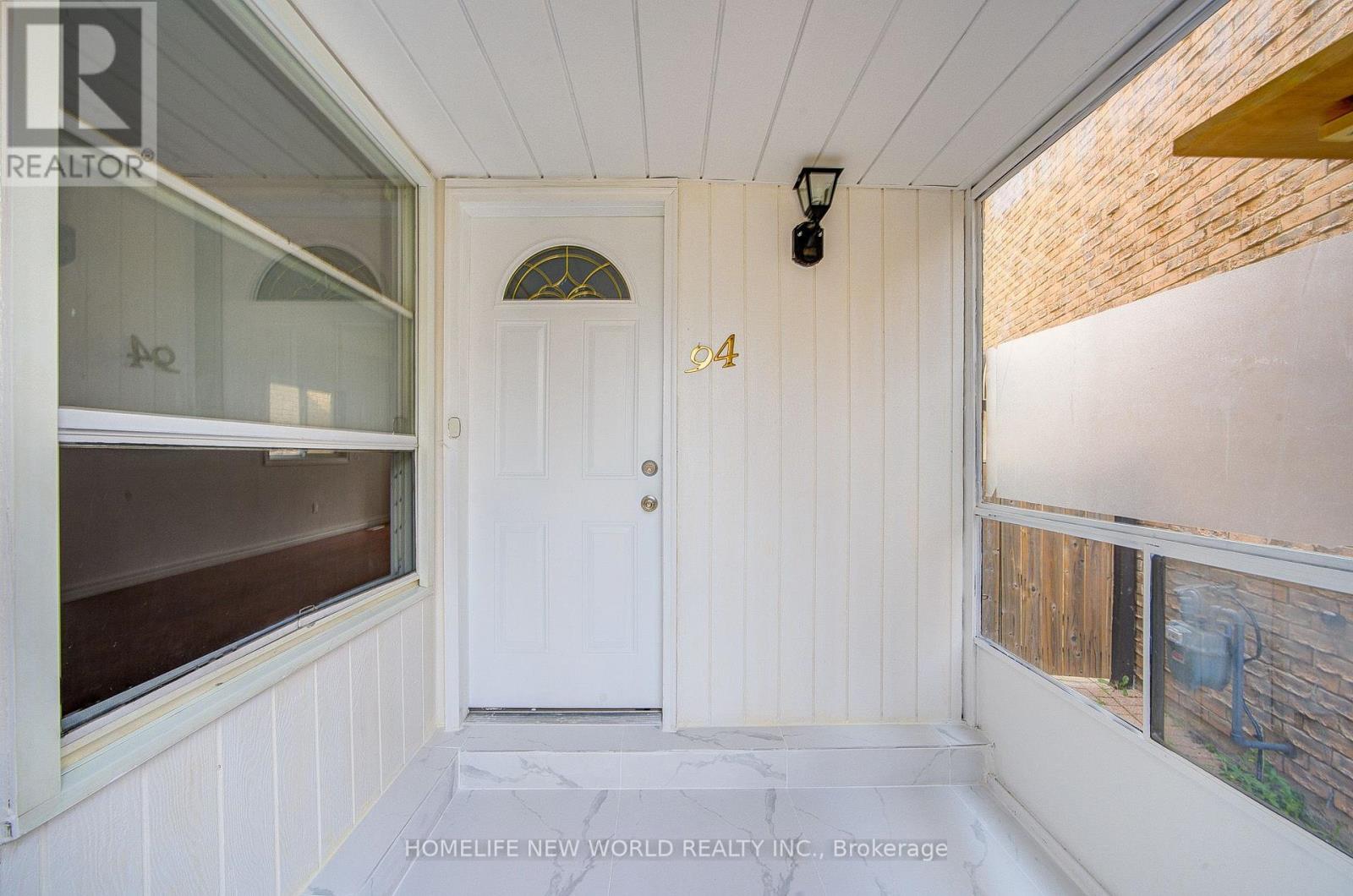 94 HORD CRESCENT - 6