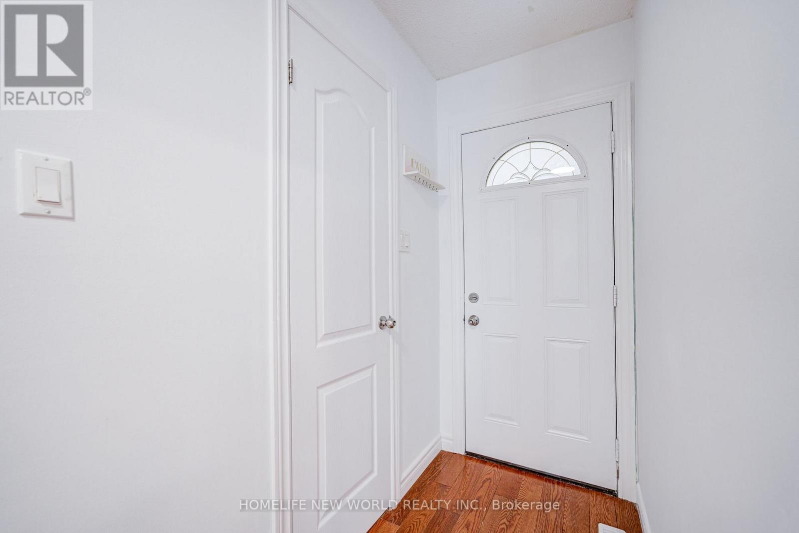 94 HORD CRESCENT - 9