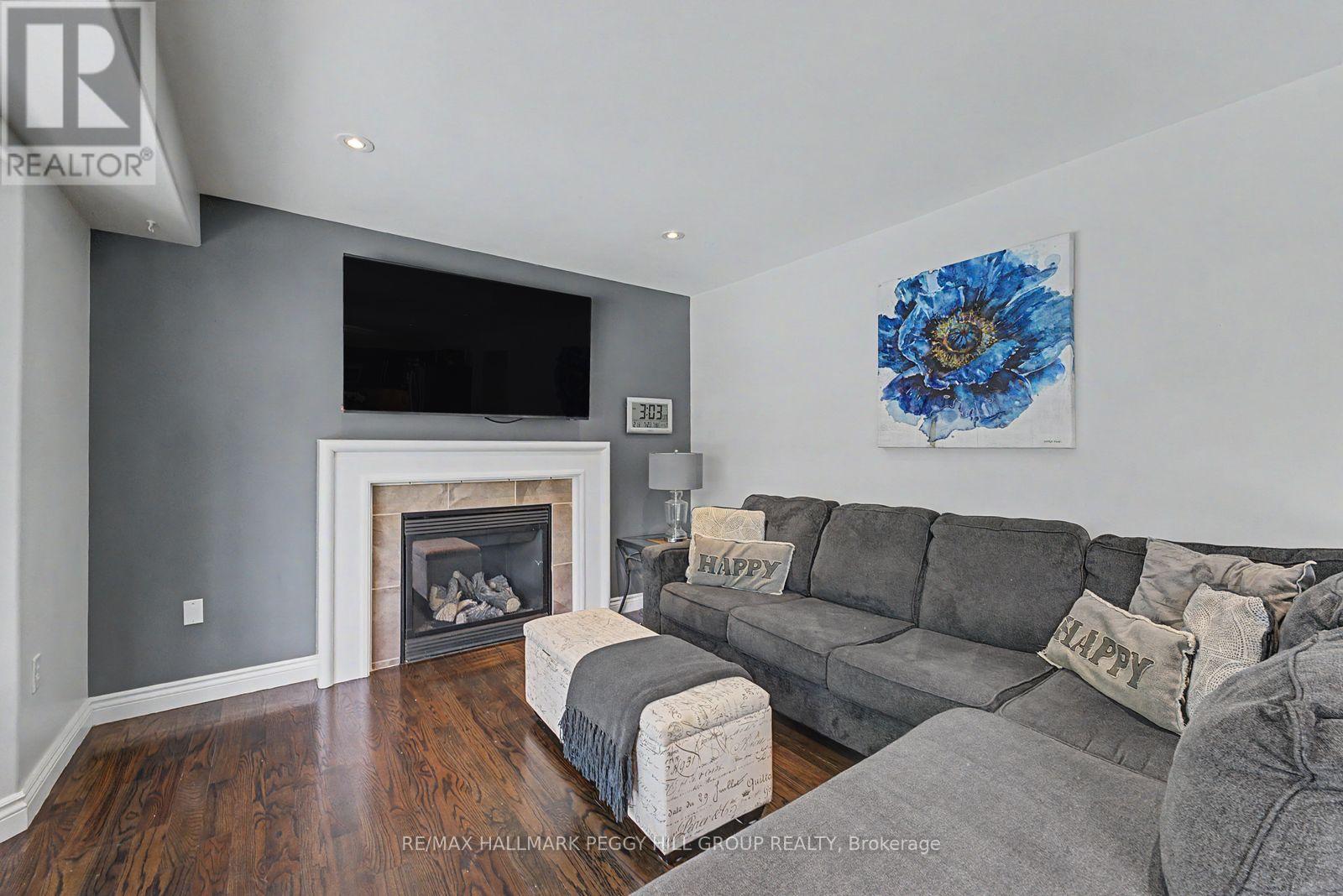 16 BLACKBIRD LANE - 8