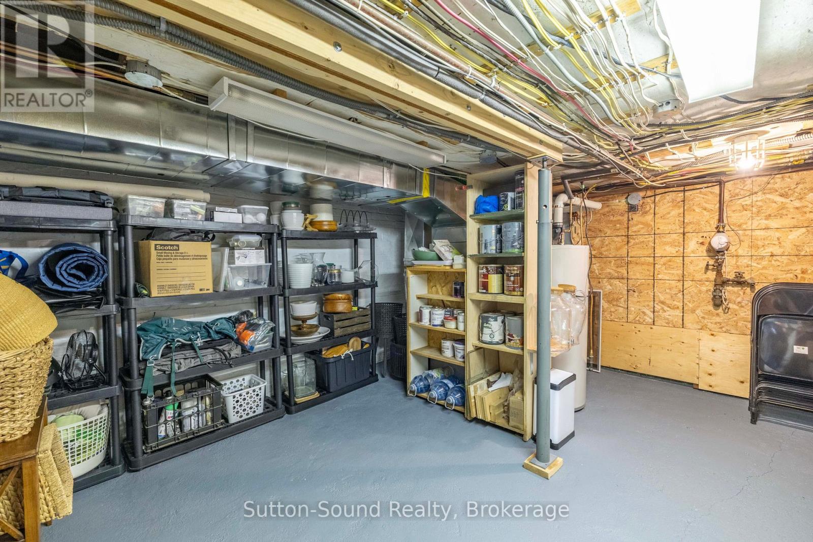 490 WATERLOO STREET - 46