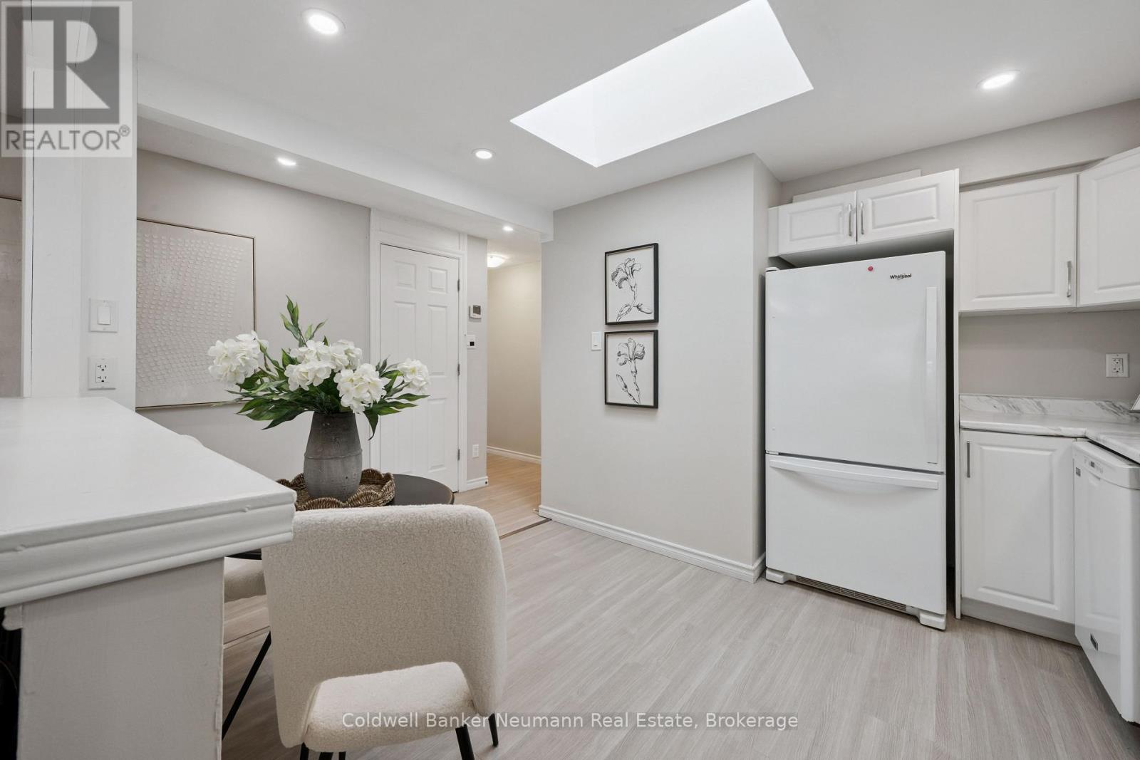 364 IMPERIAL ROAD S - Image 10