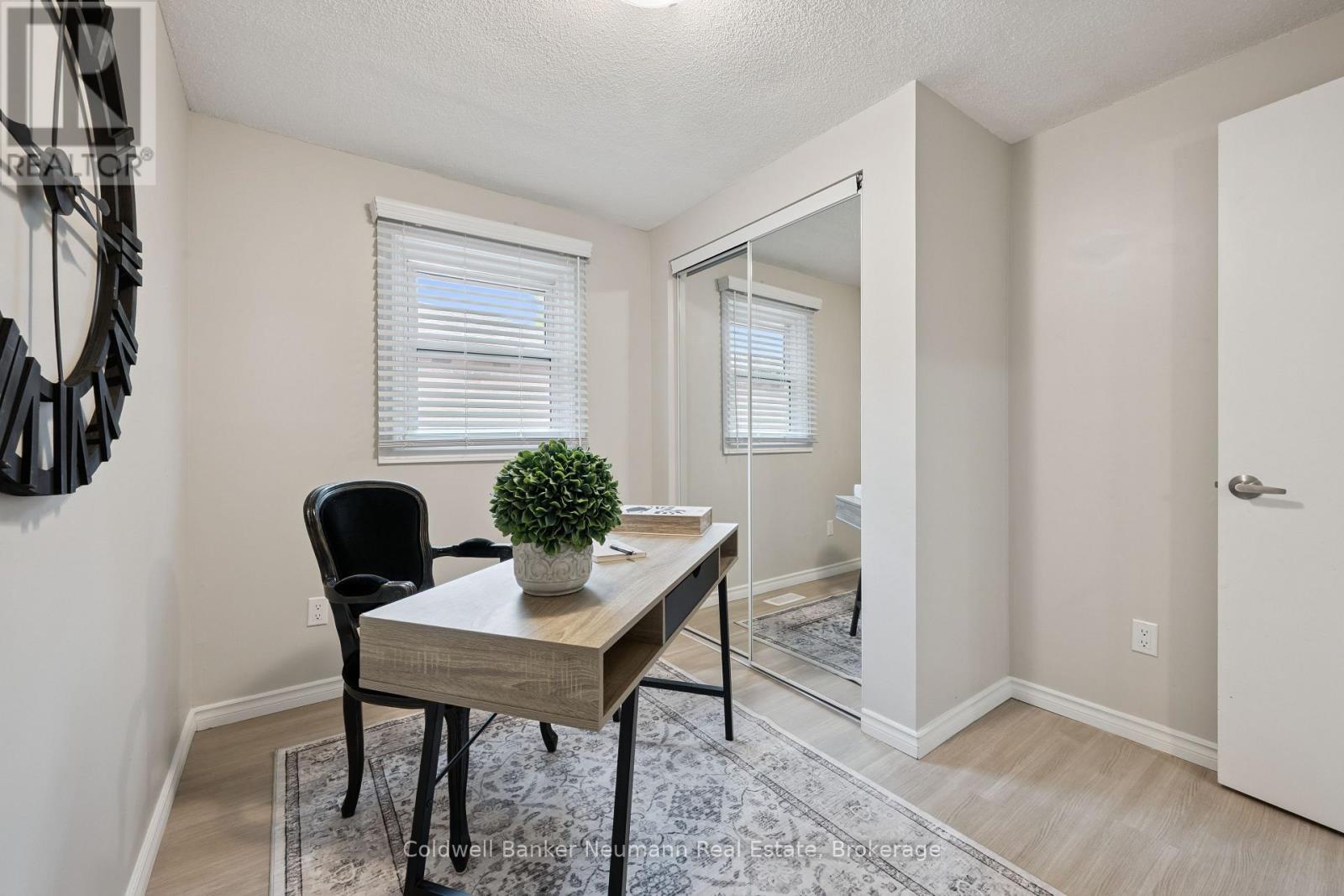 364 IMPERIAL ROAD S - Image 17