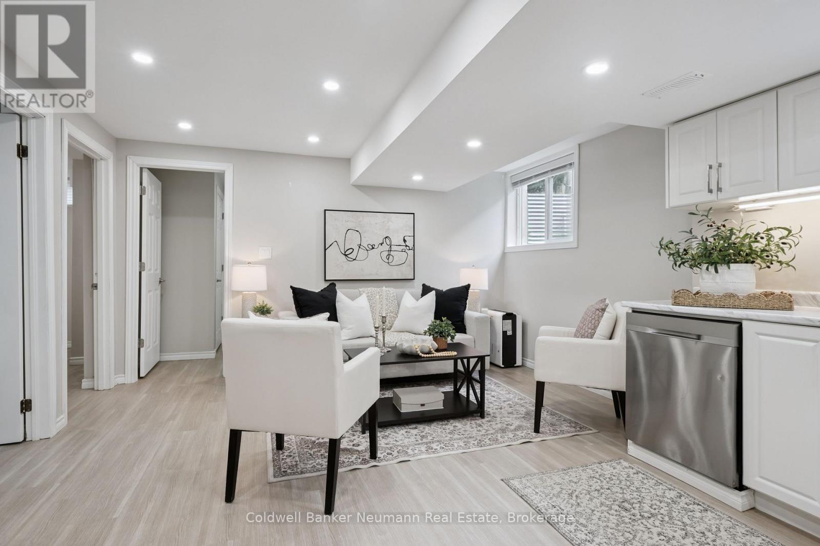 364 IMPERIAL ROAD S - Image 24