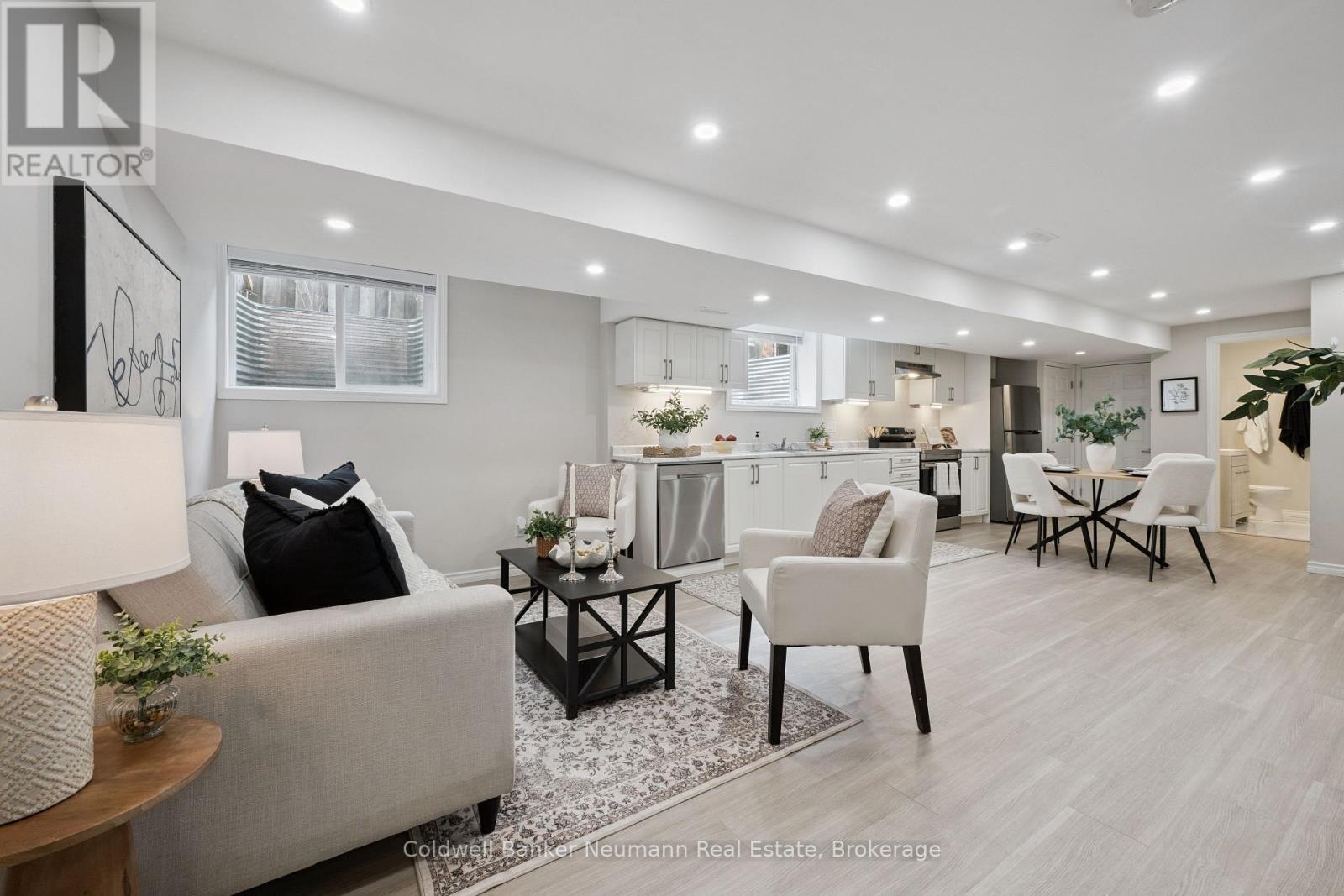 364 IMPERIAL ROAD S - Image 25