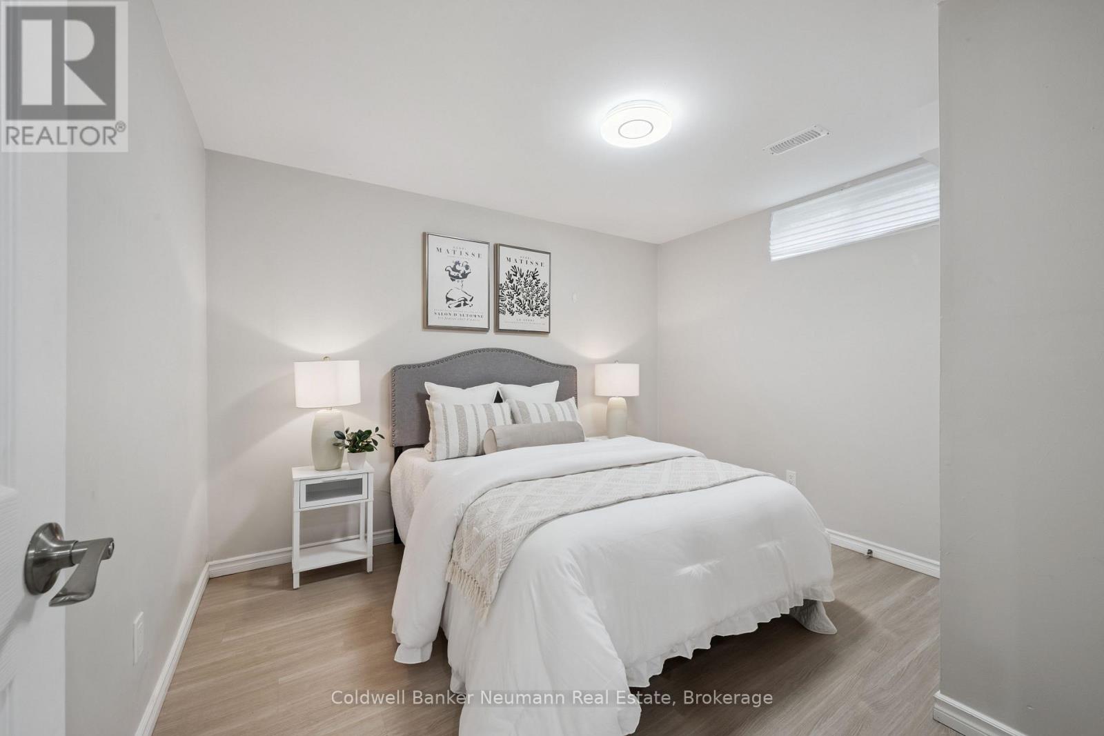 364 IMPERIAL ROAD S - Image 31