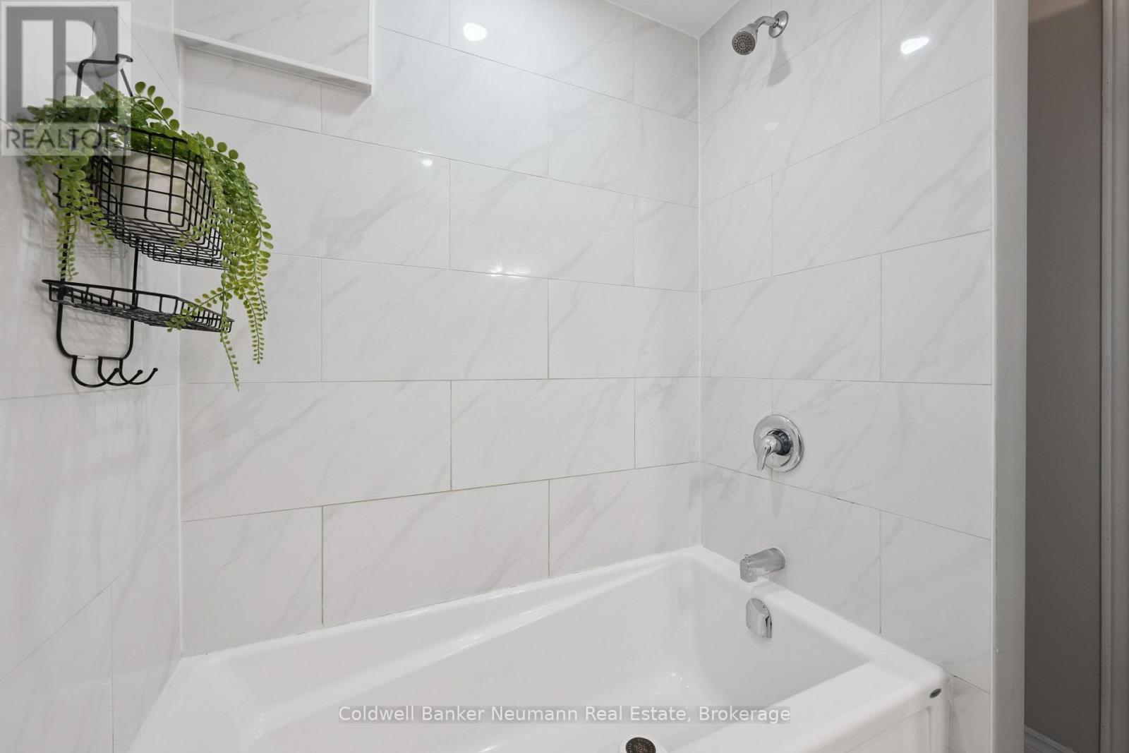 364 IMPERIAL ROAD S - Image 34