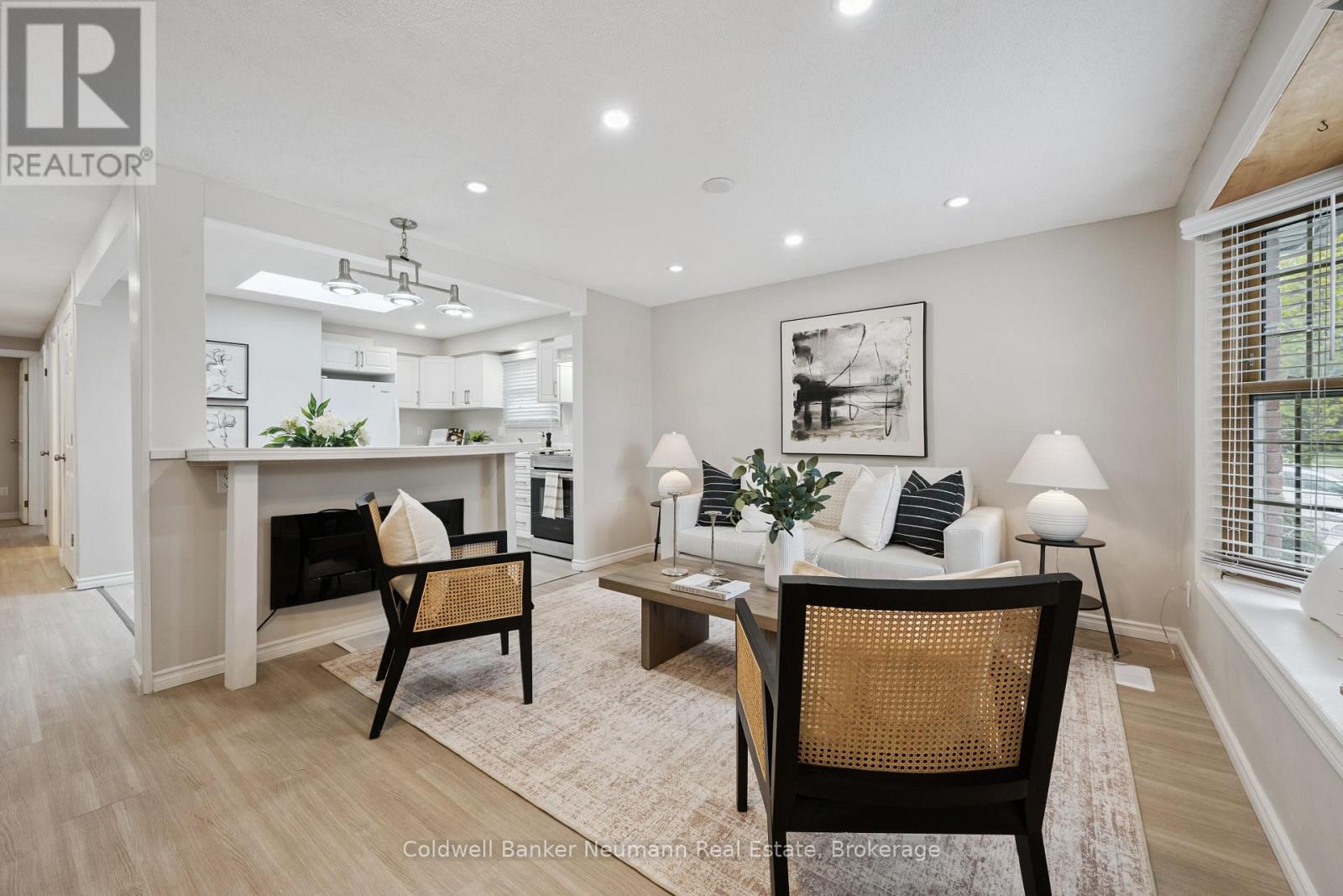 364 IMPERIAL ROAD S - Image 4