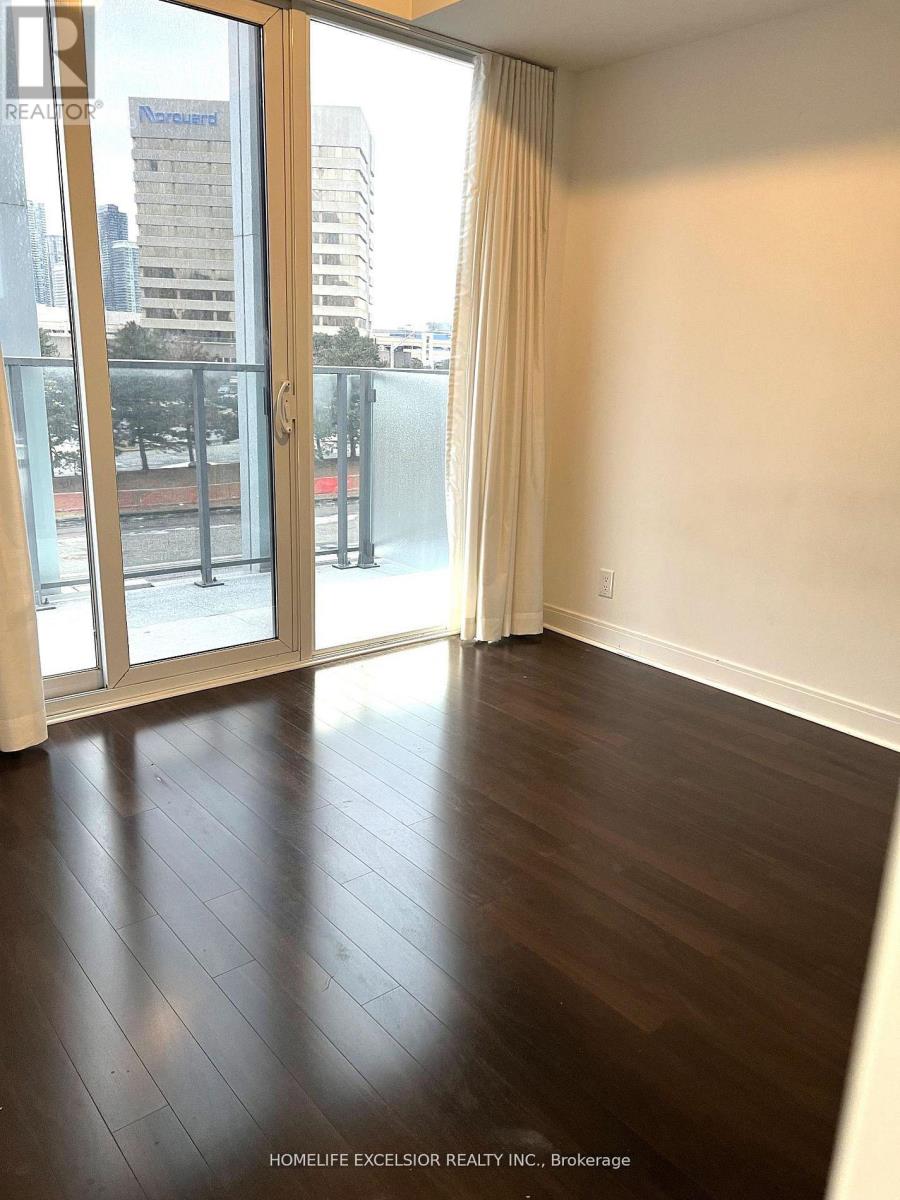 #419 4033 HURONTARIO STREET - 3