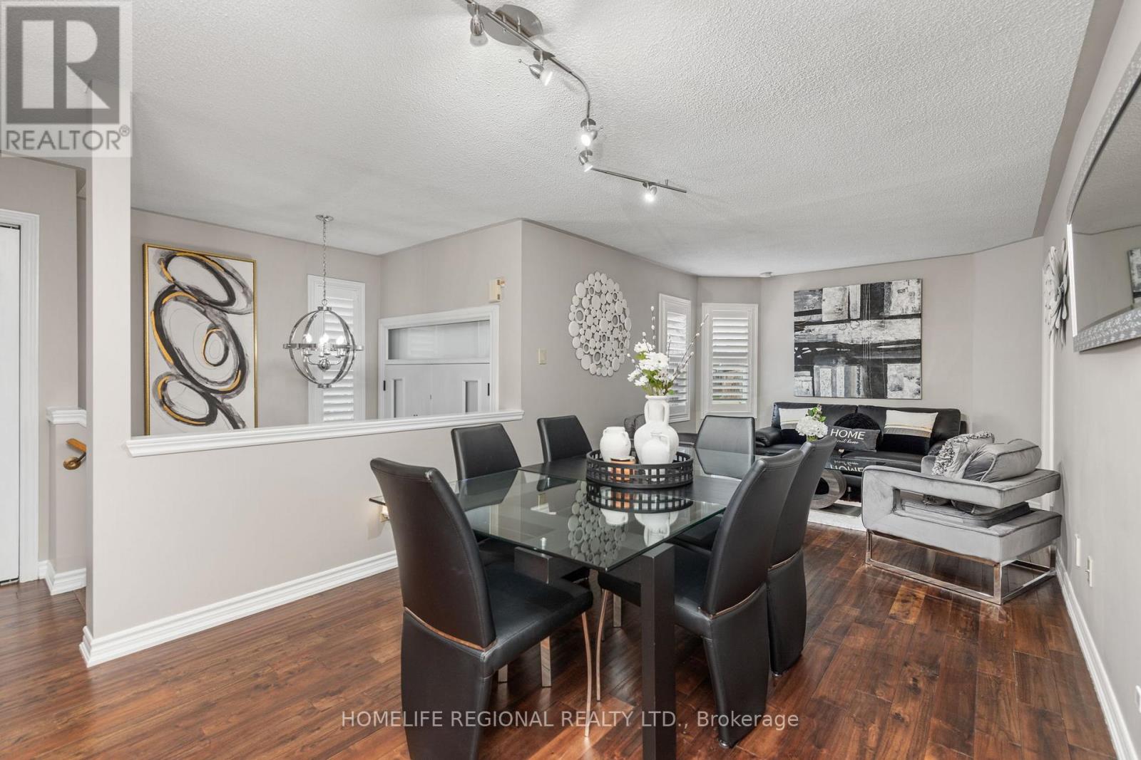 20 RUDDELL CRESCENT - 6