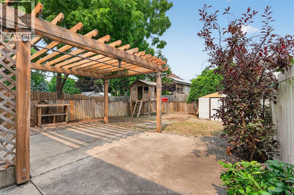 828 MICHAEL DRIVE - Image 29