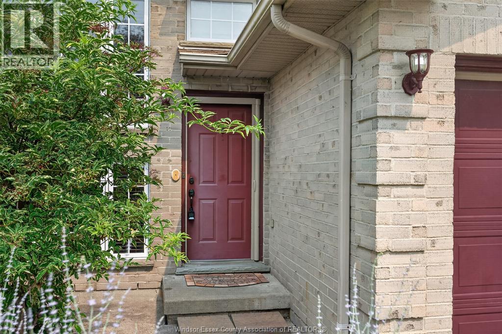828 MICHAEL DRIVE - 4