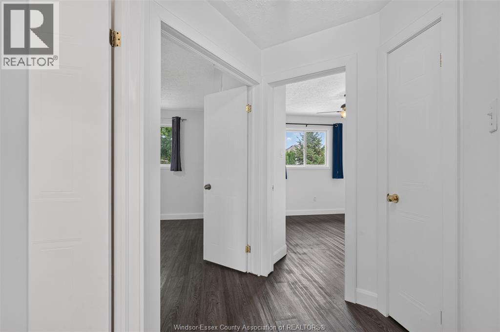 828 MICHAEL DRIVE - 14