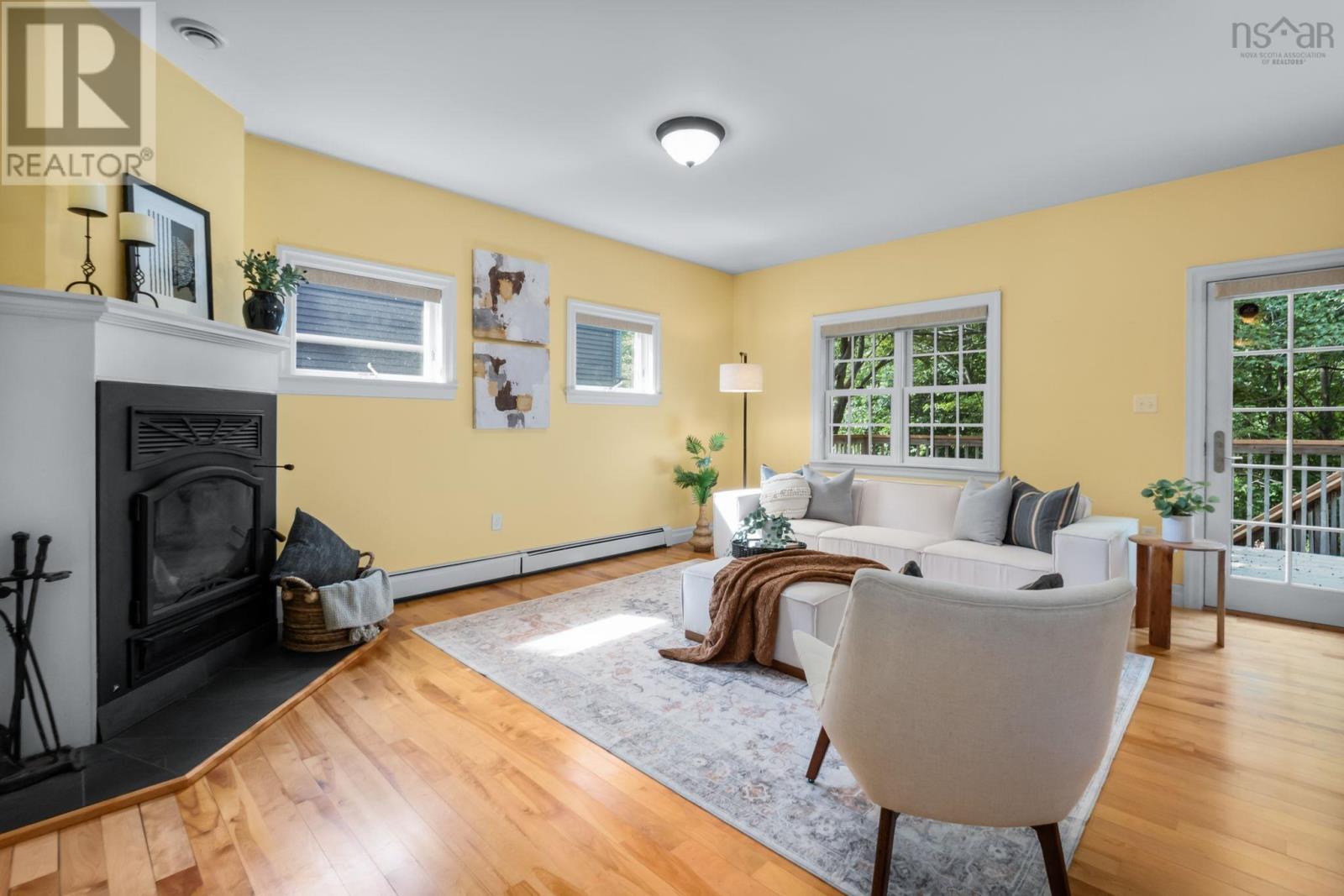 925 Winwick Road - 21
