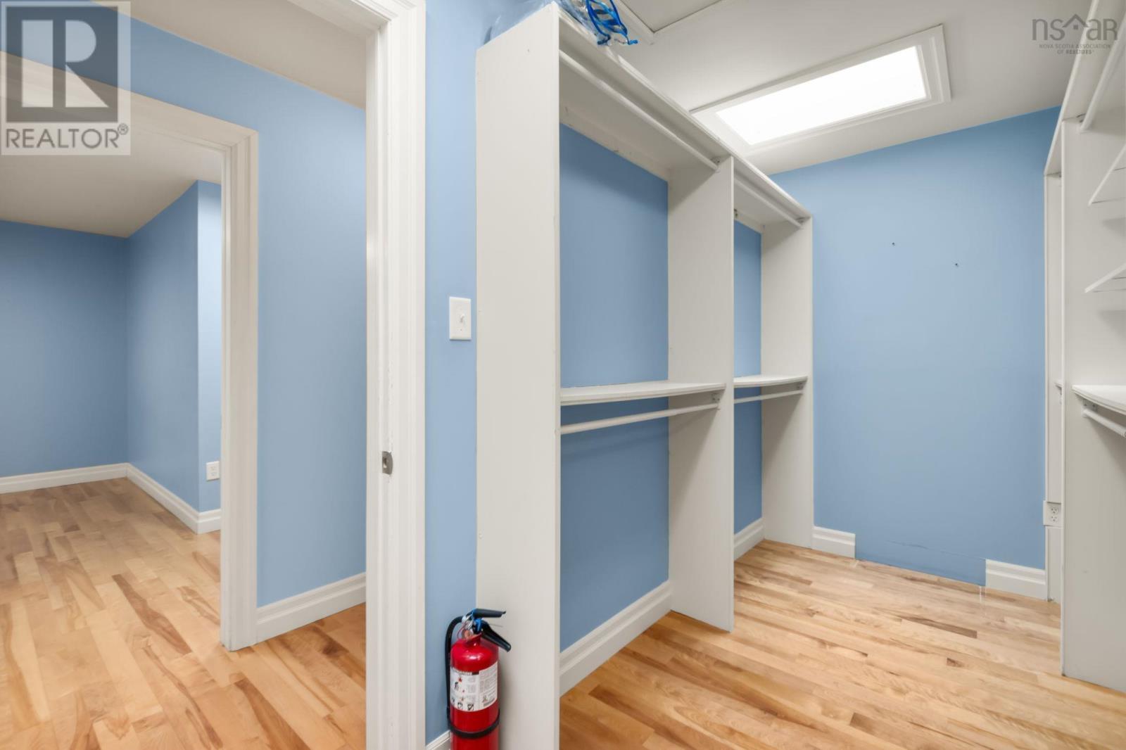 925 Winwick Road - 28