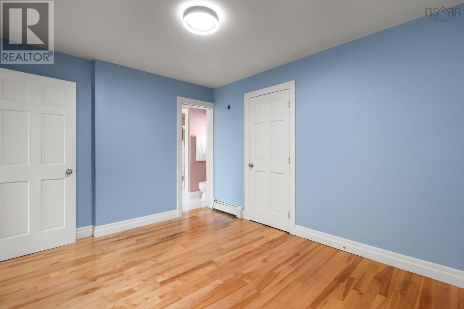 925 Winwick Road - 35