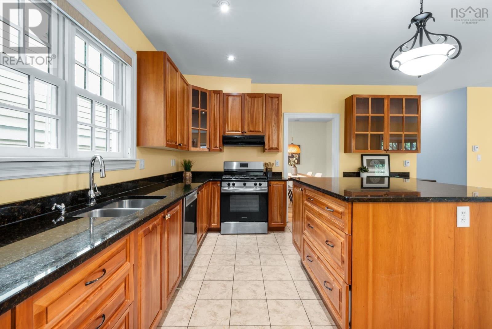 Property 15 of 49 of 925 Winwick Road