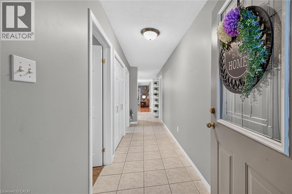 #26 40 BRAEMAR Avenue - 2