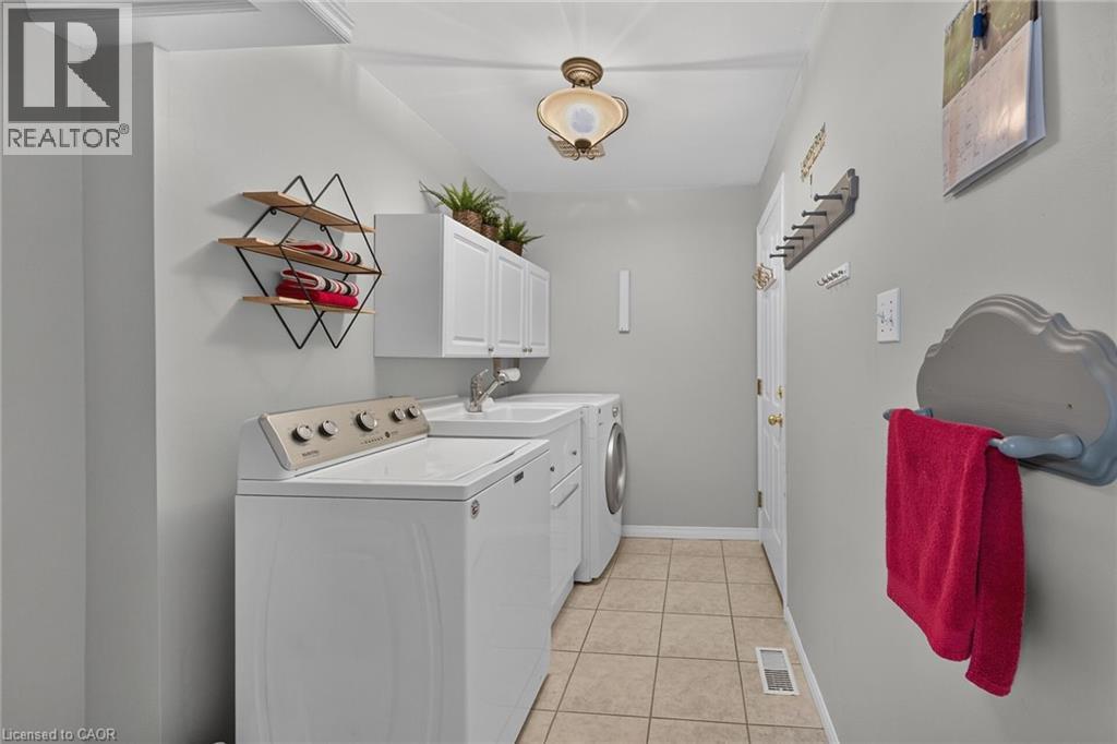 #26 40 BRAEMAR Avenue - 26