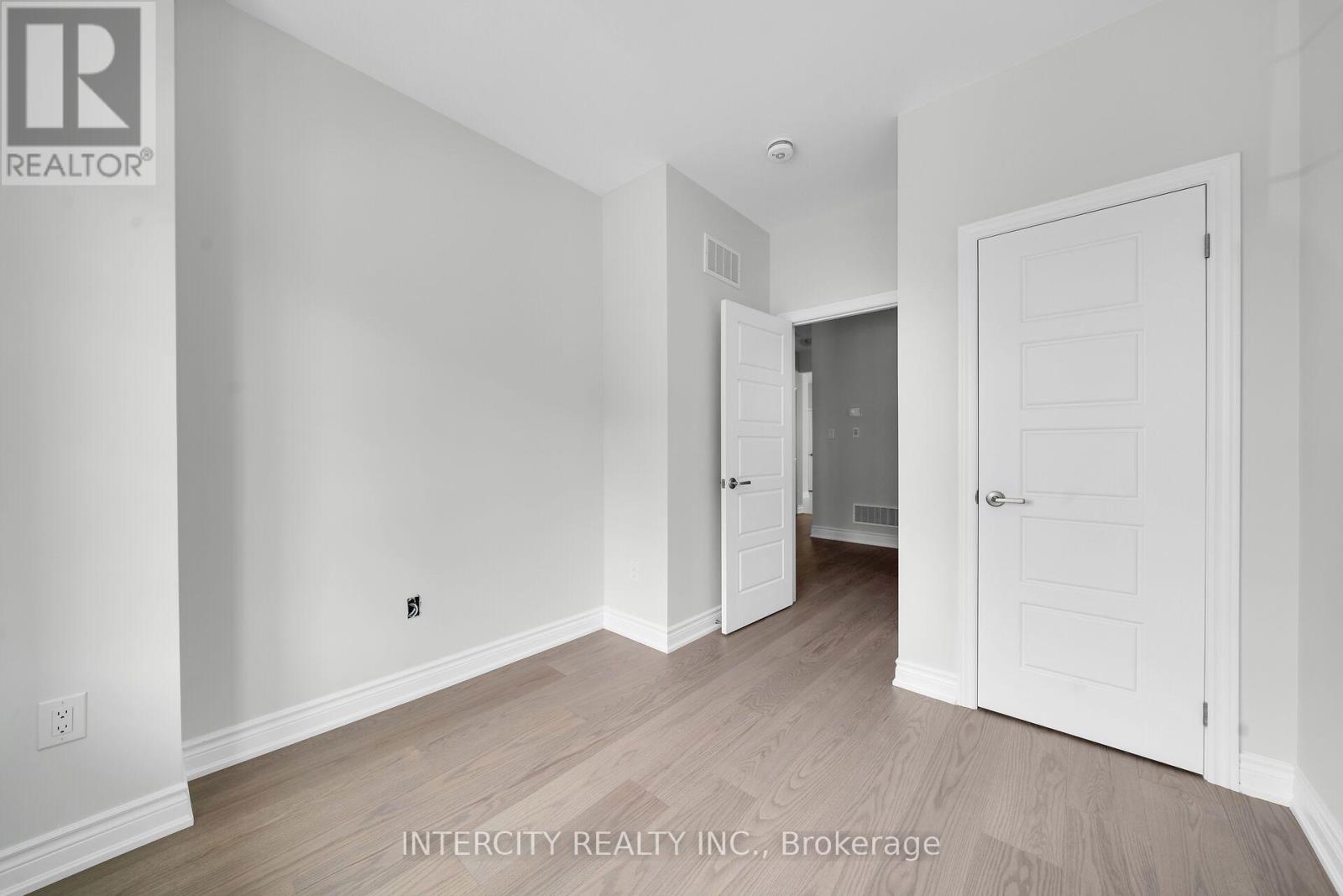 3 RUBY LANE - 21