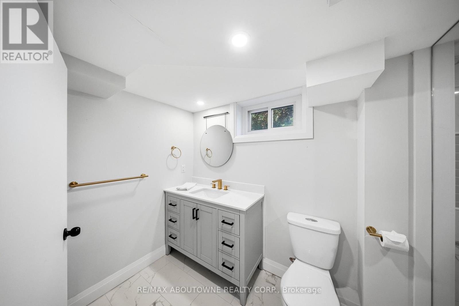 154 LAKESIDE DRIVE - Image 20