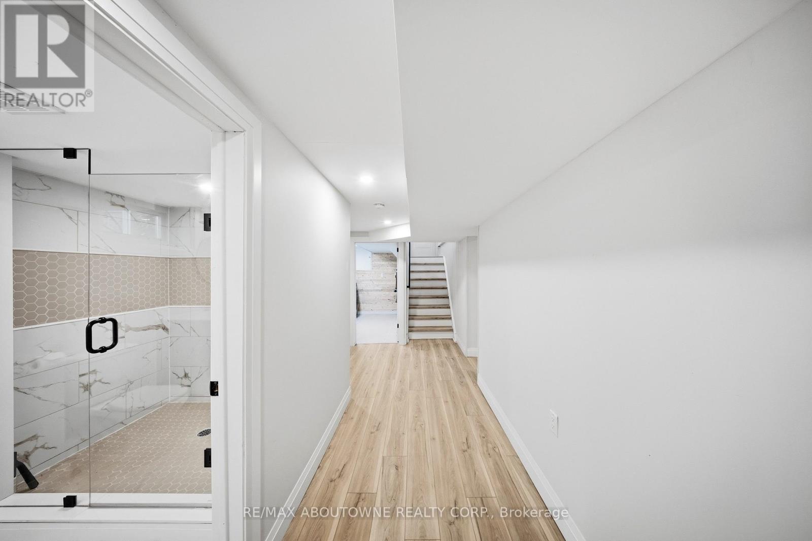 154 LAKESIDE DRIVE - Image 22