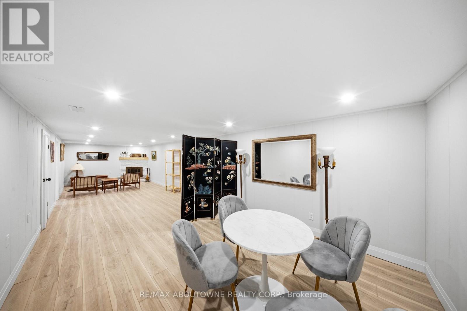 154 LAKESIDE DRIVE - Image 25
