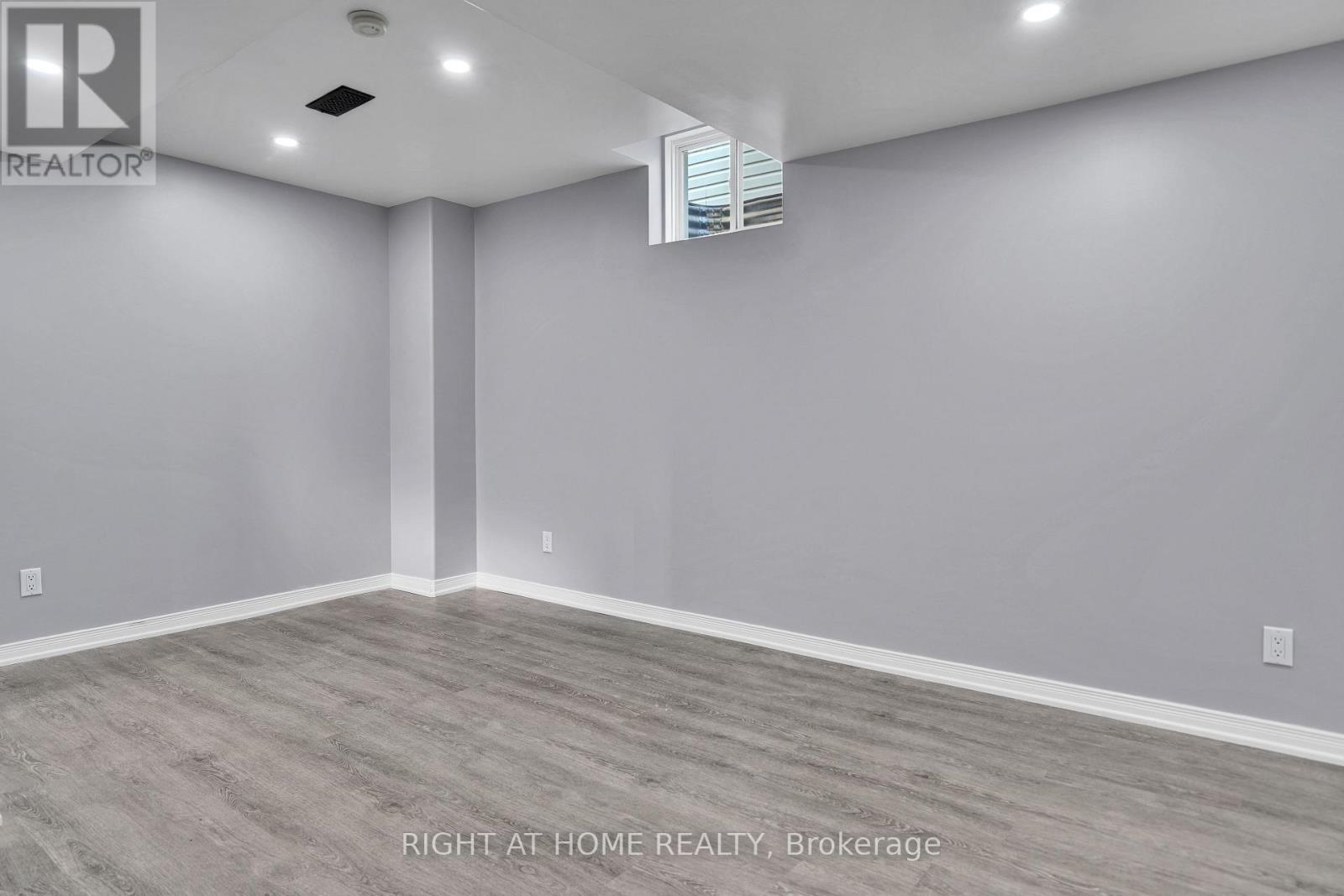224 HILLTOP DRIVE - Image 18