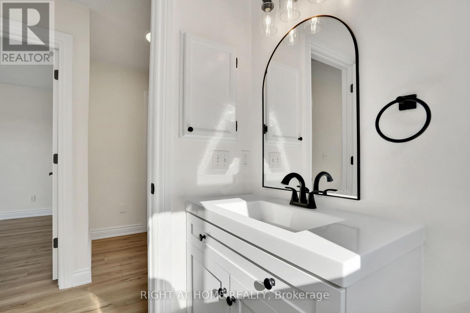 224 HILLTOP DRIVE - Image 22